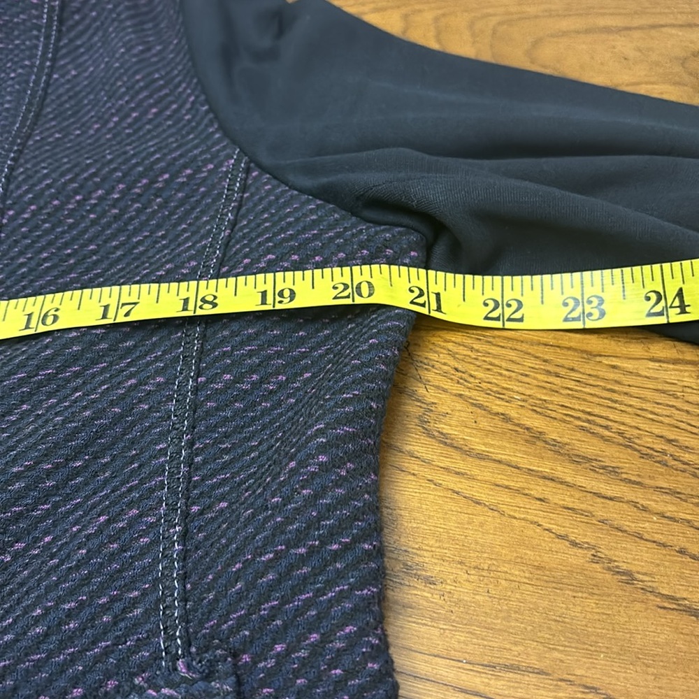 OLSEN Jacket - Picture 10 of 12